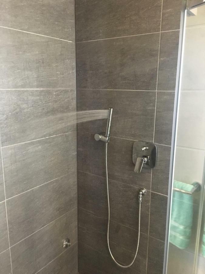 פורץ Apartment Grey מראה חיצוני תמונה