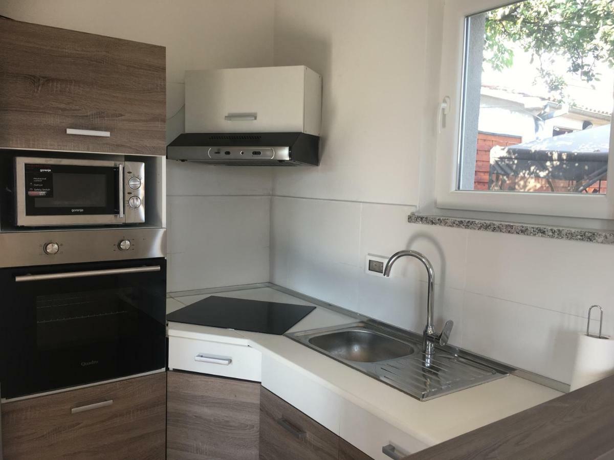 פורץ Apartment Grey מראה חיצוני תמונה
