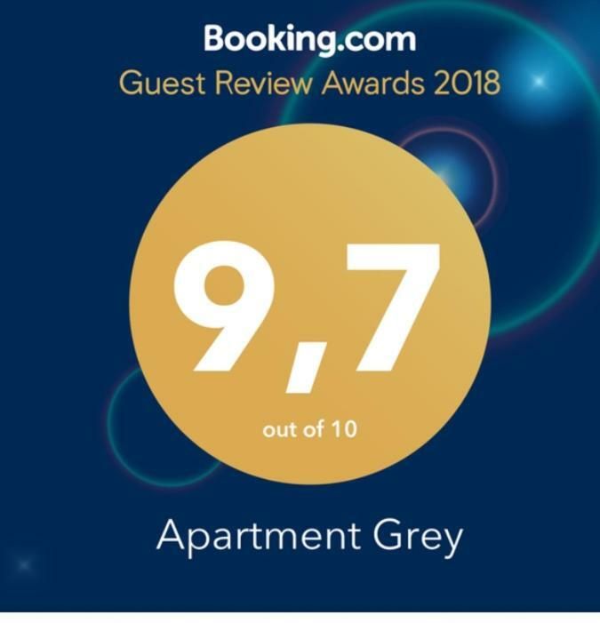 פורץ Apartment Grey מראה חיצוני תמונה